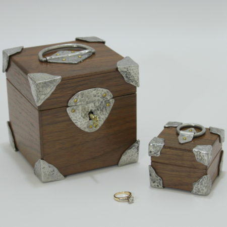 Review by Andy Martin for Ring in Ball of Wool by Dave Powell