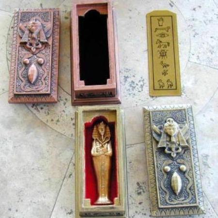 Wandering Mummies by Harold Voit/Ace Place