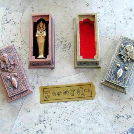 Wandering Mummies by Harold Voit/Ace Place